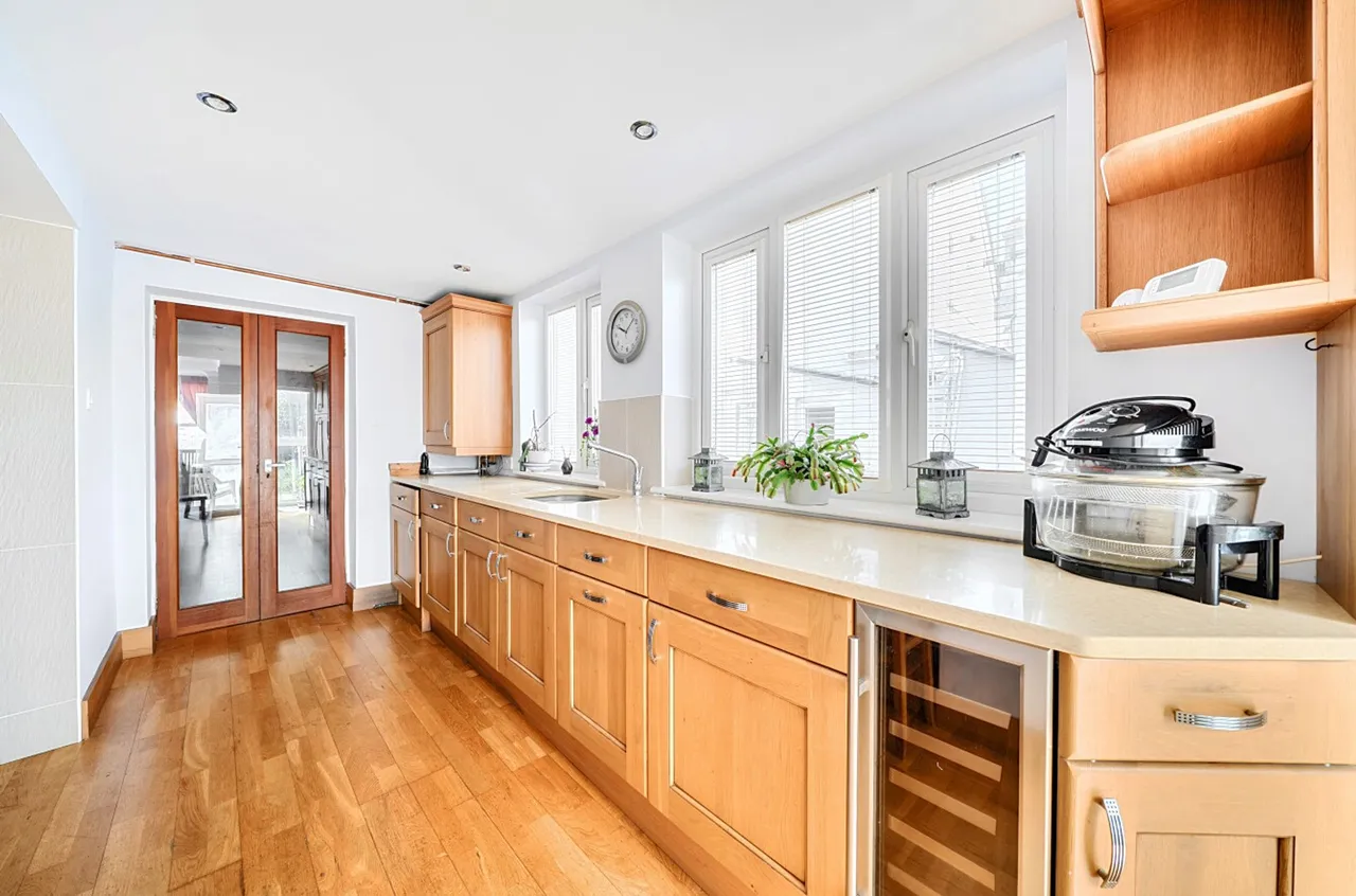 North Road, Selsey, PO20, photo 7