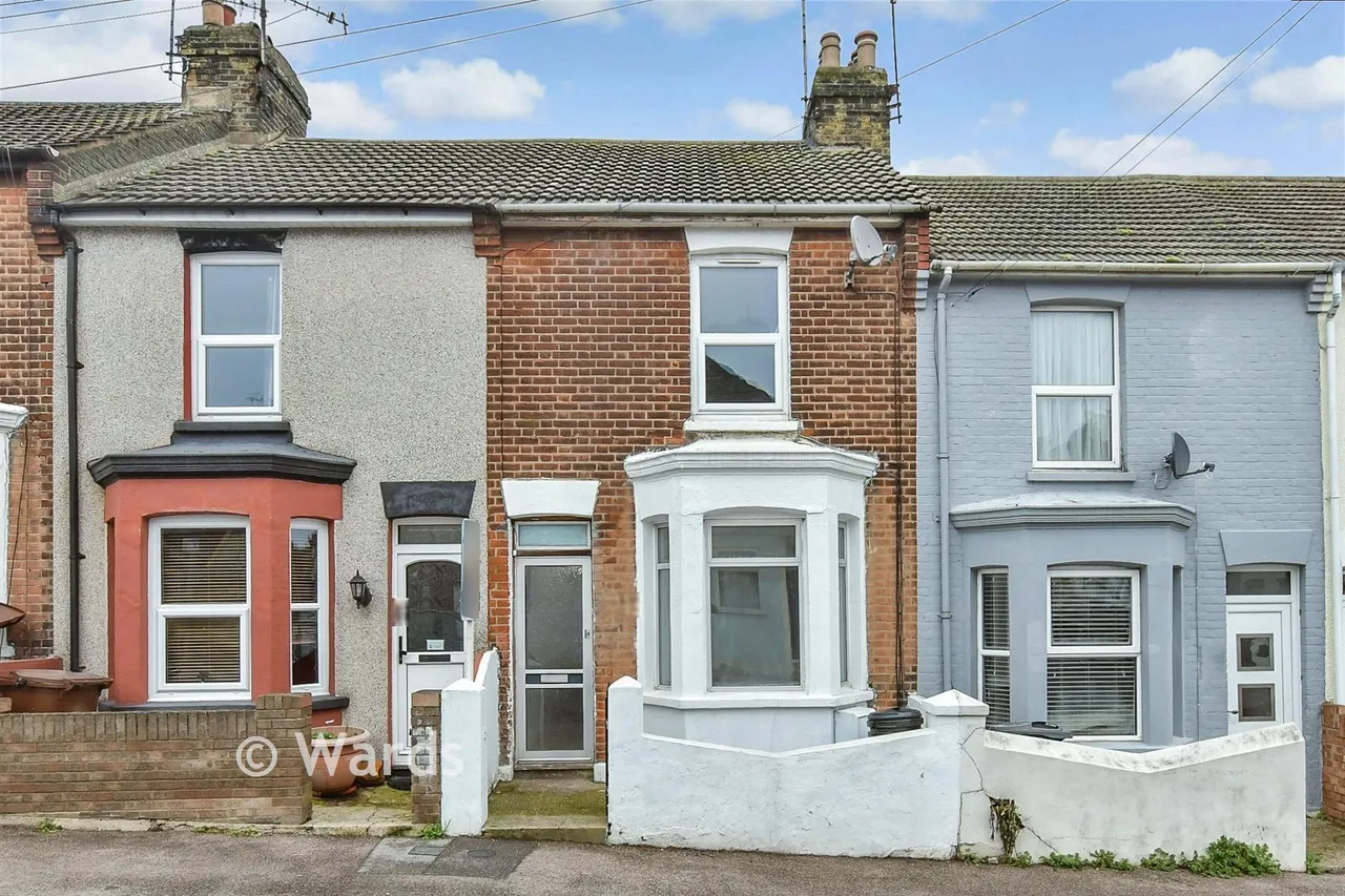 3 bed house for sale, Leslie Road, Gillingham, ME7