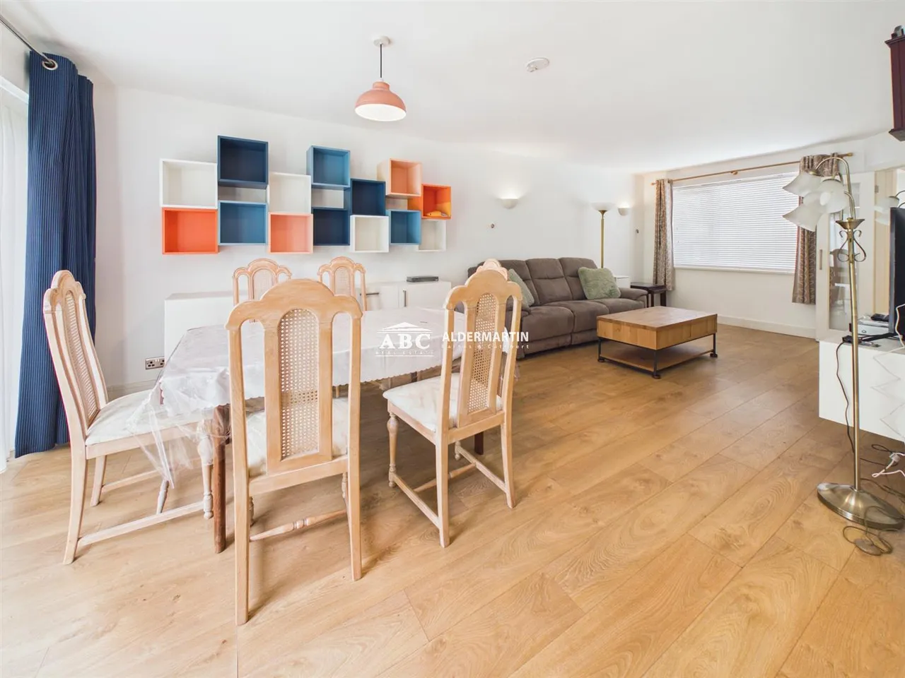Stonegrove, Edgware, photo 4
