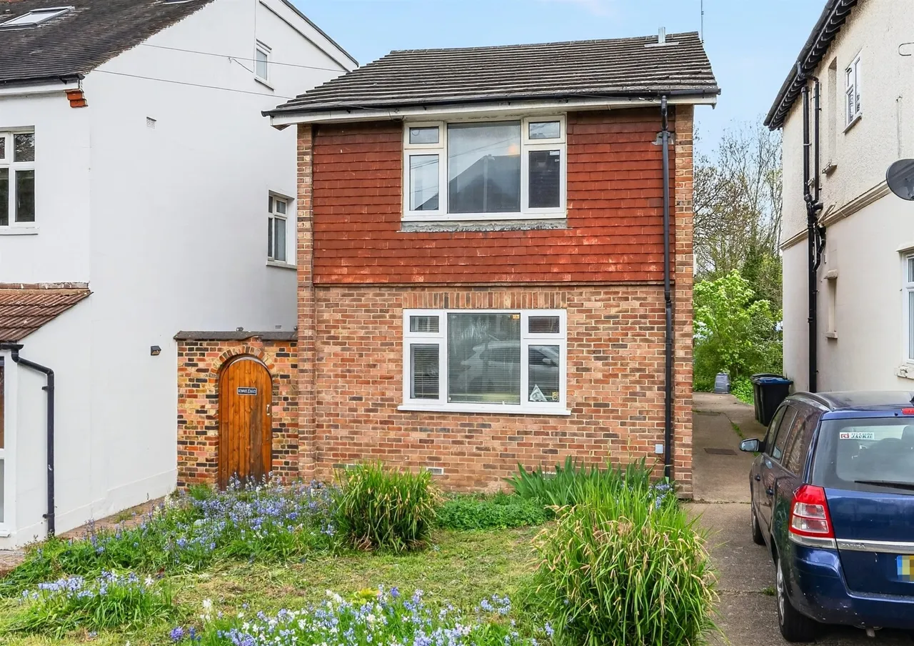 3 bed house for sale — Dukes Avenue, New Malden