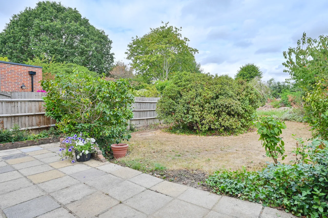 19 Overdale Avenue, New Malden, photo 5