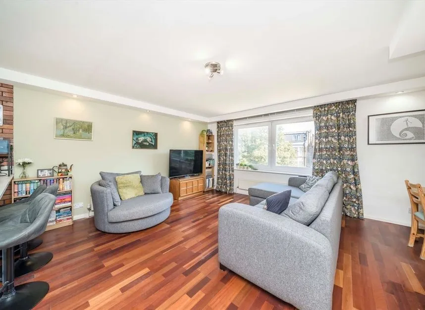The Avenue, Surbiton, KT5, photo 2
