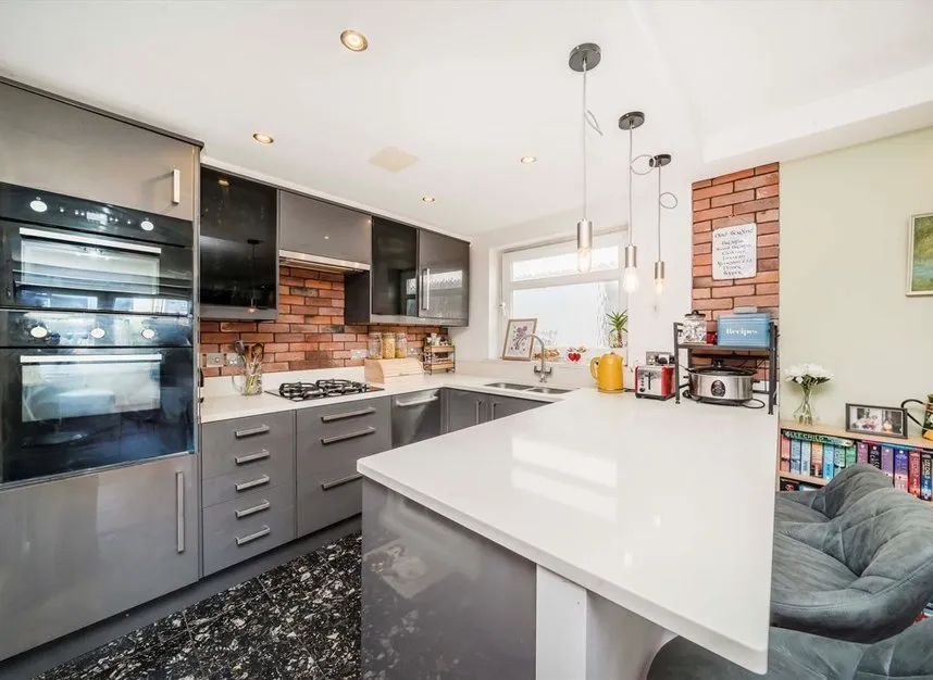 The Avenue, Surbiton, KT5, photo 3