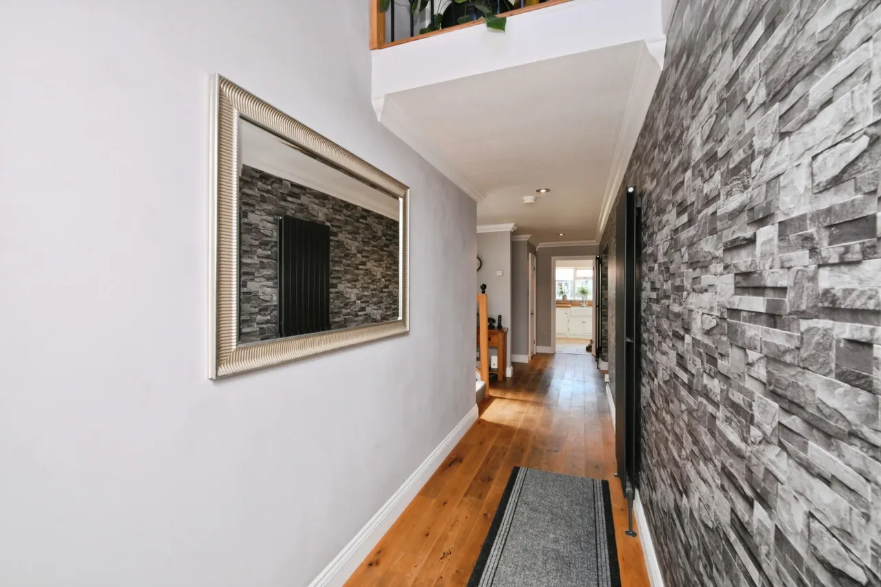 Bumbles Green Lane, Waltham Abbey, EN9, photo 15