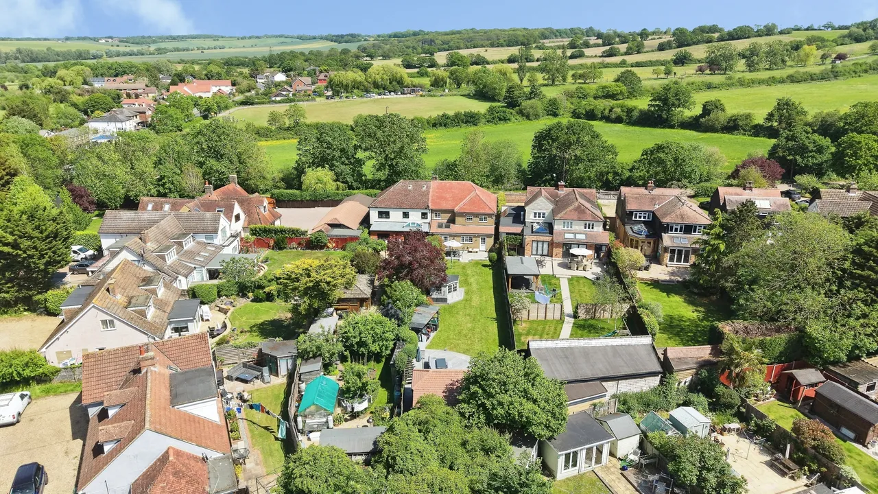 Bumbles Green Lane, Waltham Abbey, EN9, photo 35