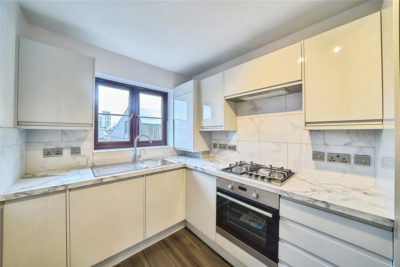 Chobham Road, LONDON, London, E15, photo 4
