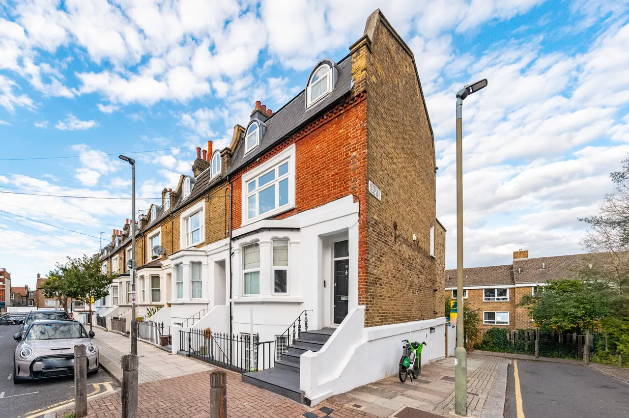 2 bed flat for sale — 1 Abyssinia Road, London