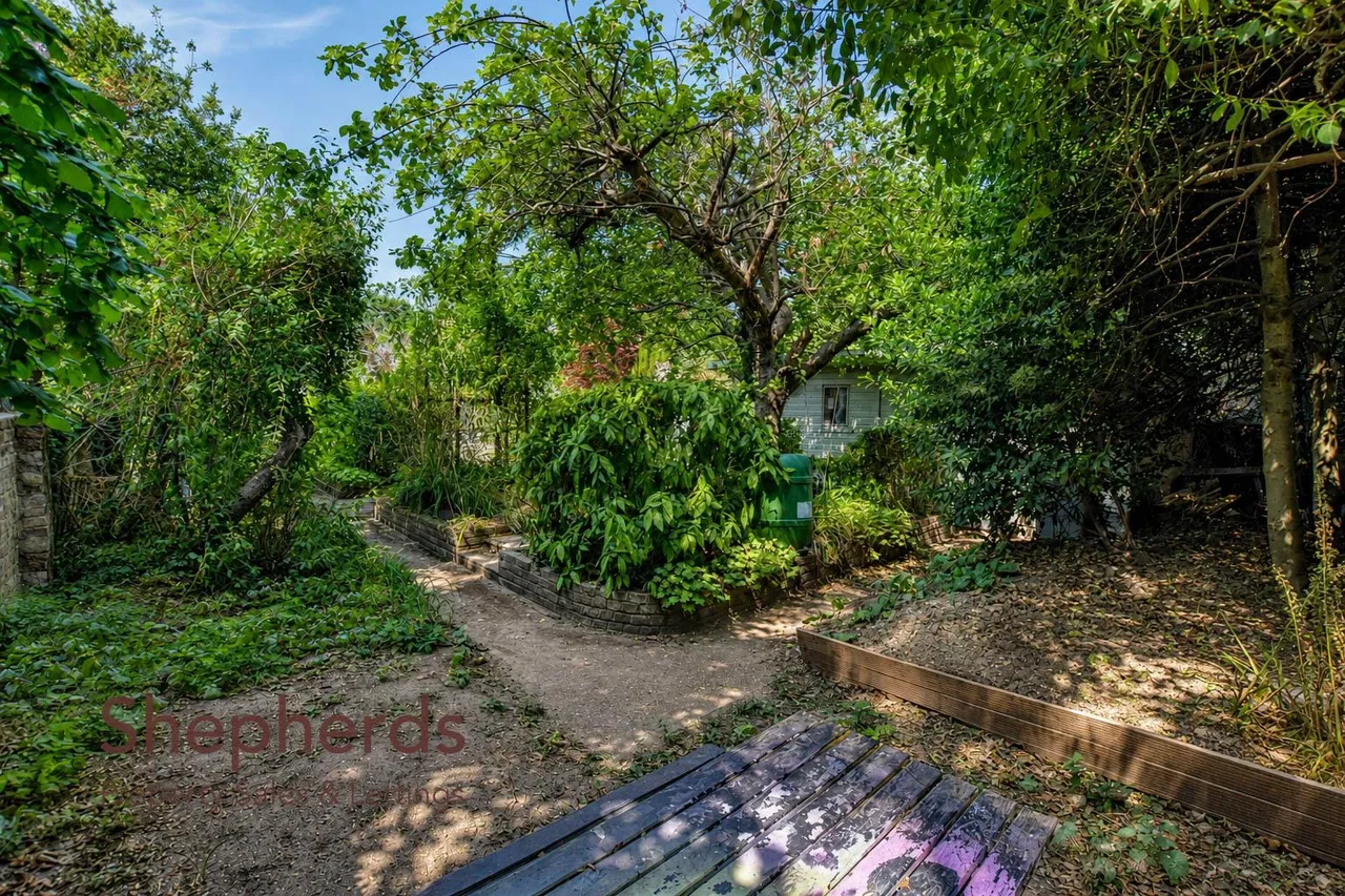 Churchfield Path, Cheshunt, EN8, photo 32