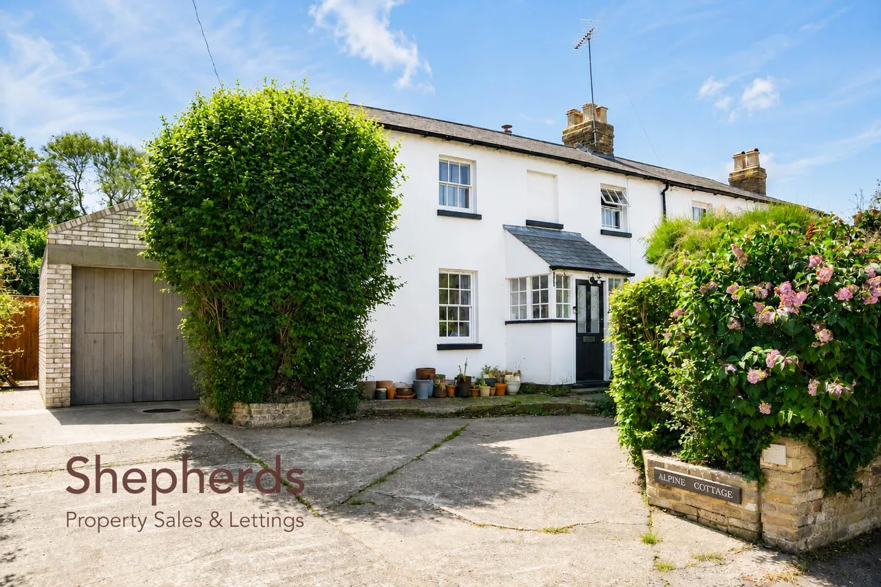 4 bed house for sale, Churchfield Path, Cheshunt, EN8