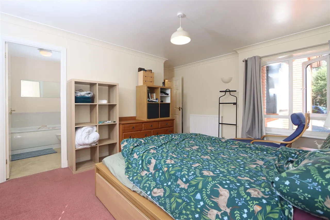 Oldnall Road, Kidderminster, photo 9