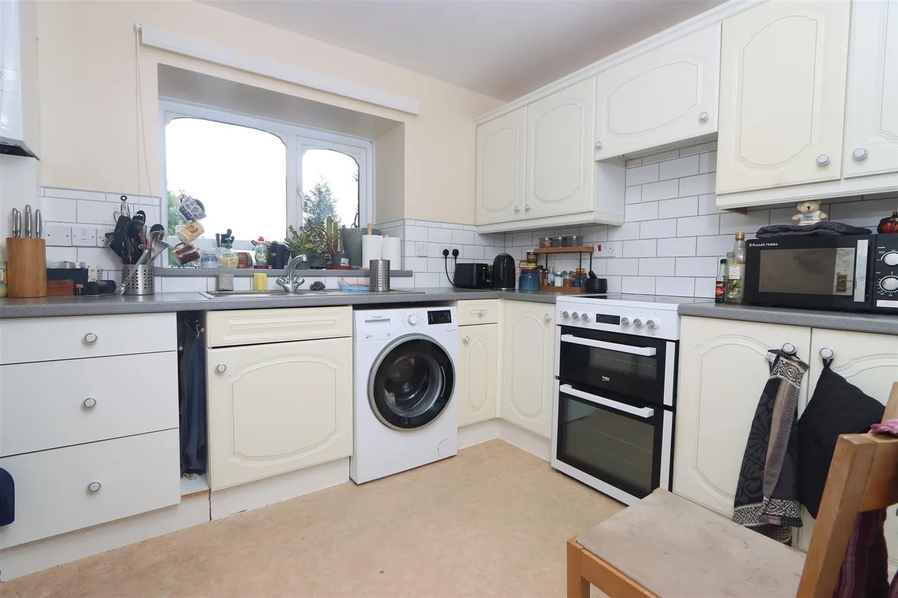 Oldnall Road, Kidderminster, photo 6