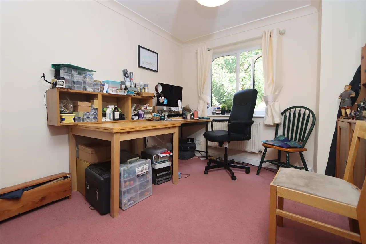 Oldnall Road, Kidderminster, photo 10