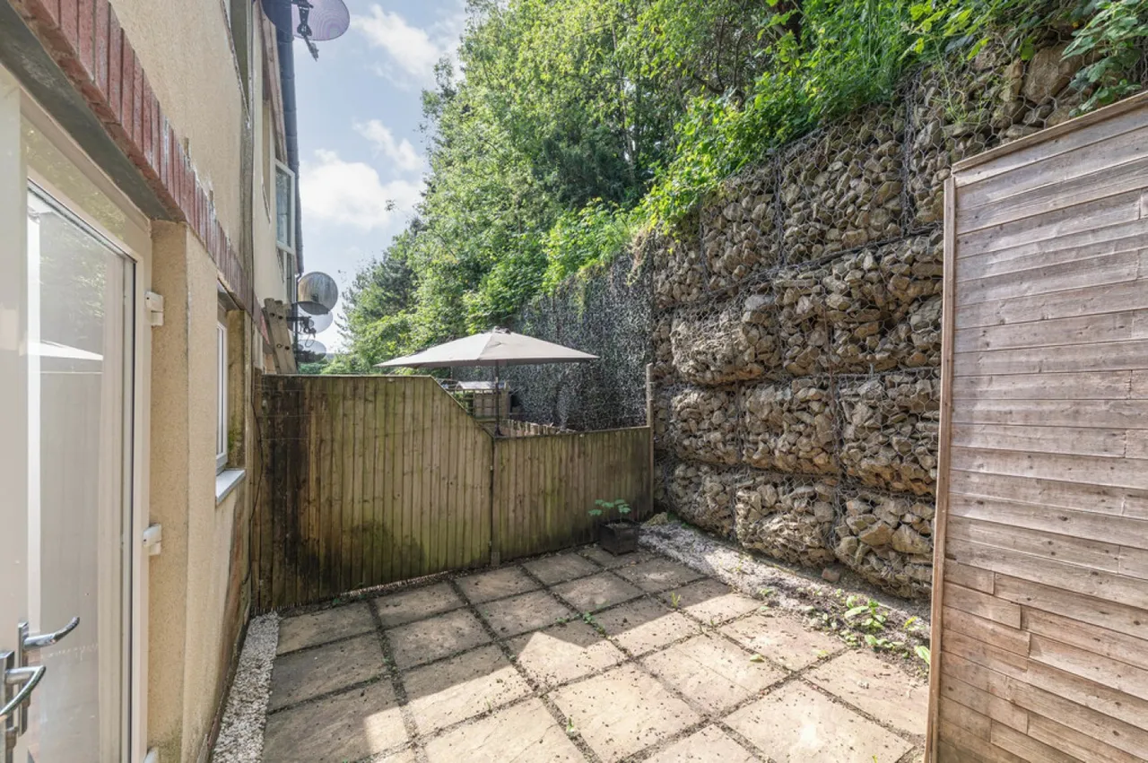 Fartown, Huddersfield, photo 5
