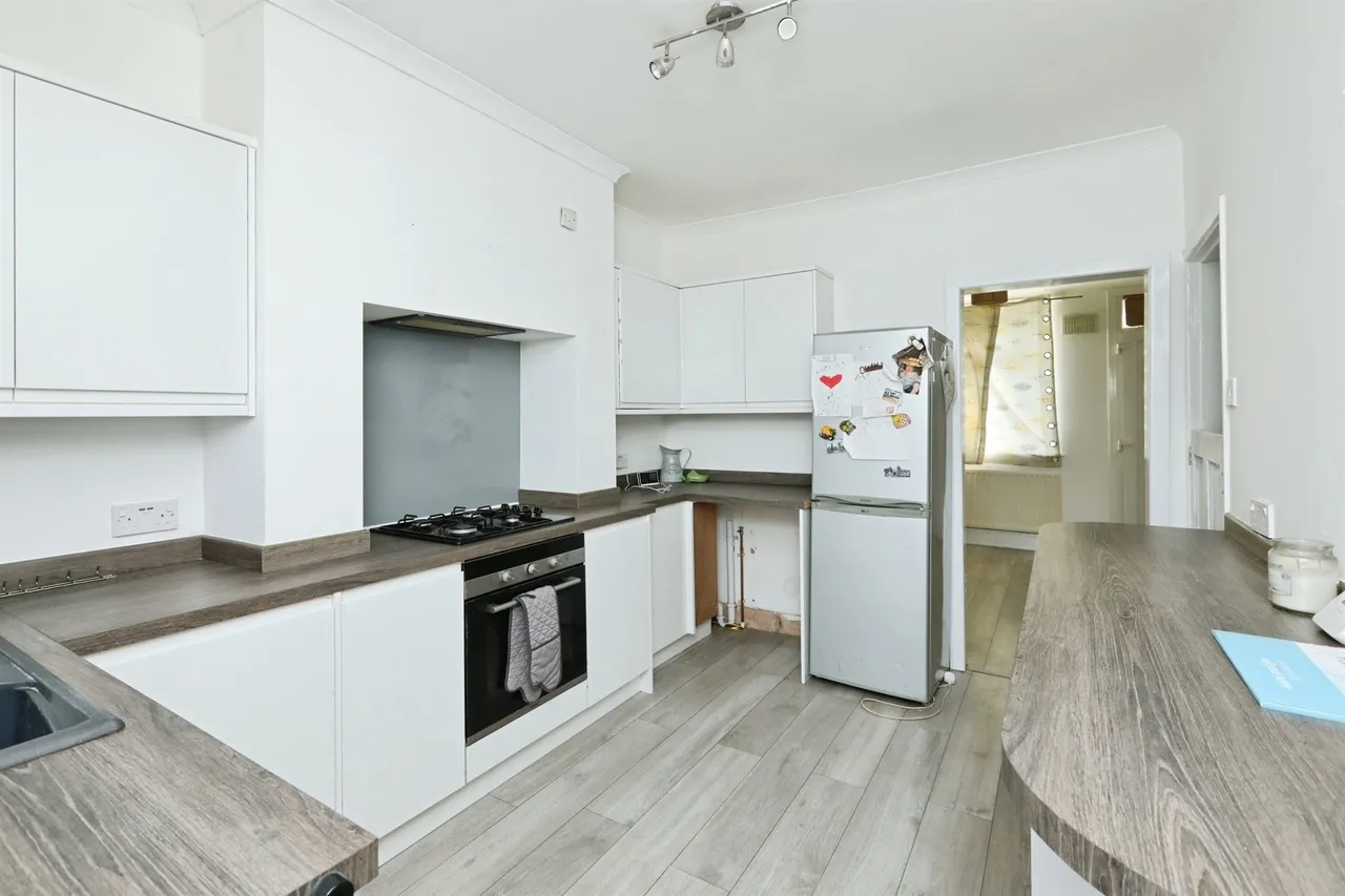 Silverdales, Dinnington, Sheffield, photo 4