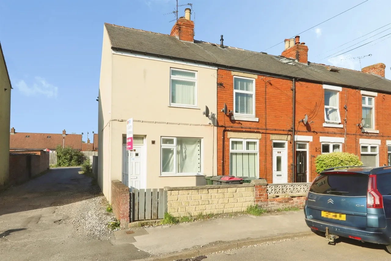 2 bed house for sale — Silverdales, Dinnington, Sheffield