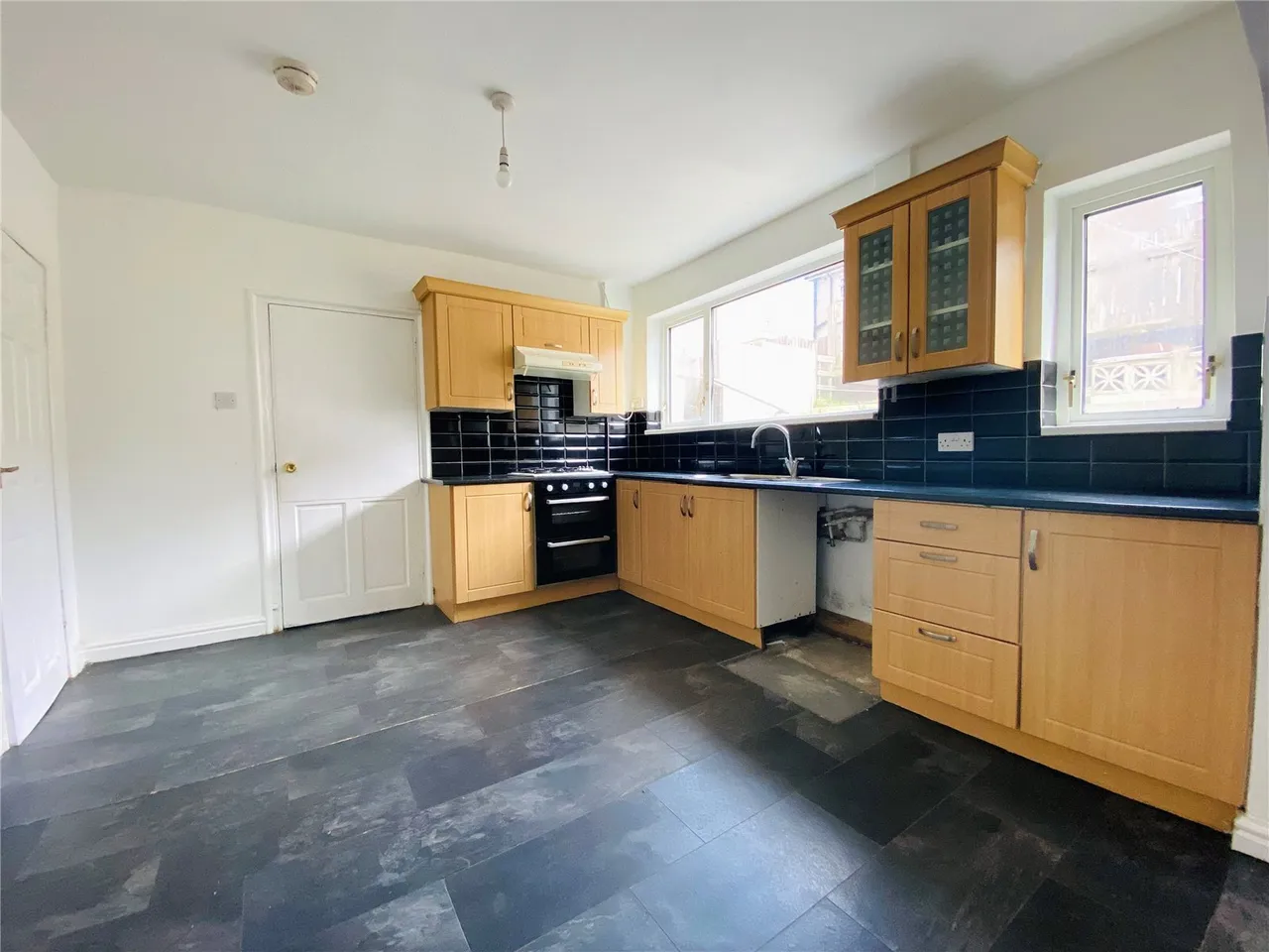 Delamere Avenue, Heysham, LA3, photo 5