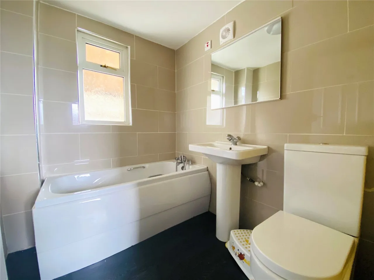 Delamere Avenue, Heysham, LA3, photo 9