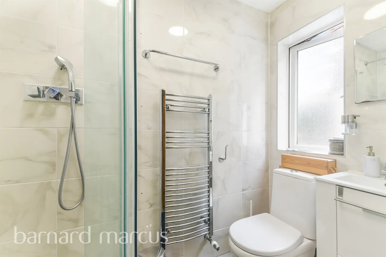 Springfield Avenue, London, photo 9