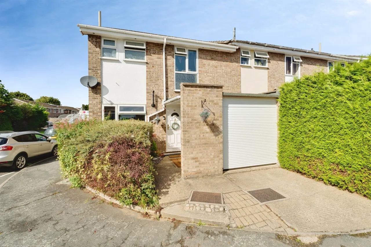 3 bed house for sale — Kempson Drive, Great Cornard, Sudbury