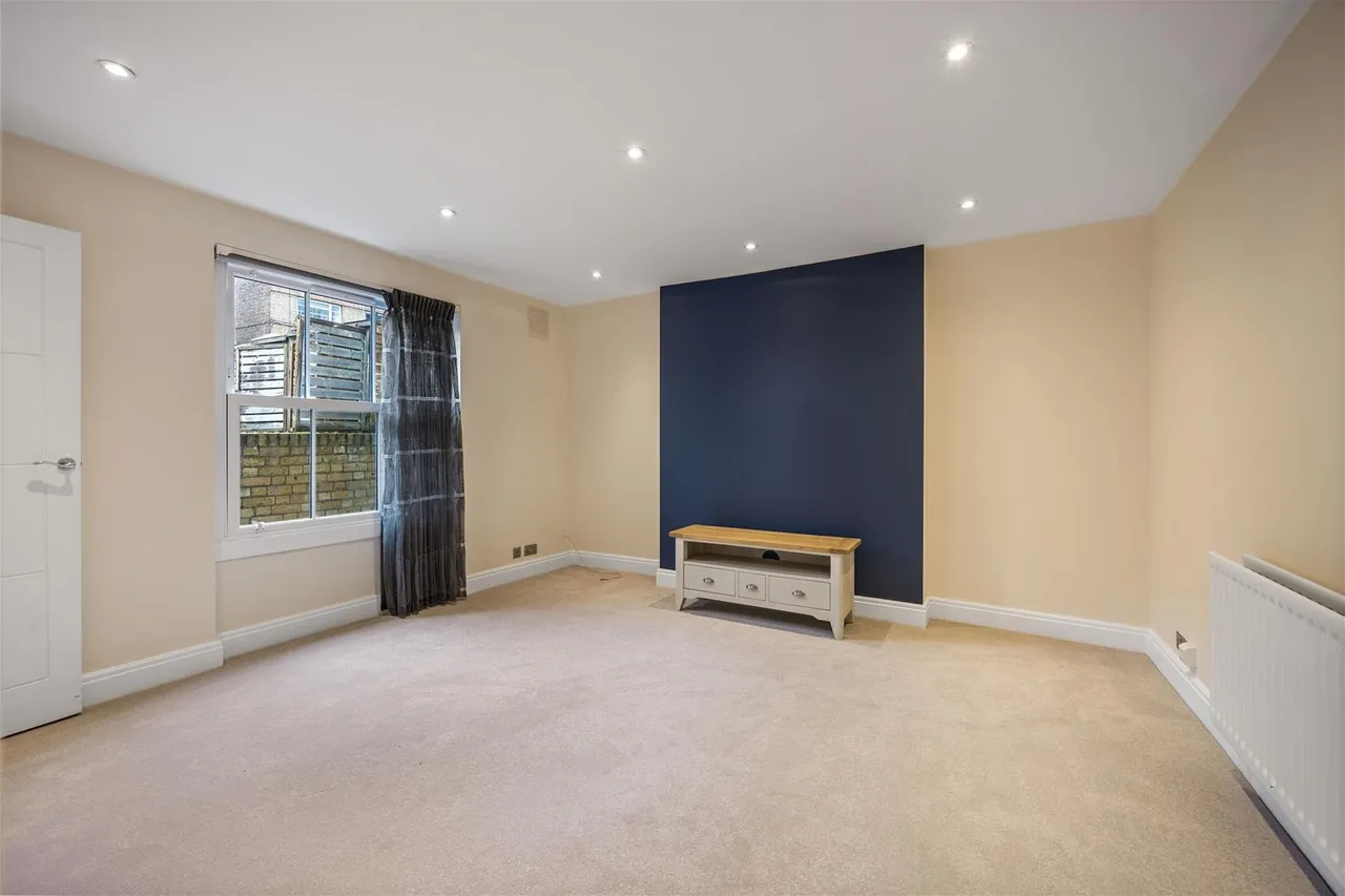 1 bed flat to rent — Belsize Road South Hampstead, London NW6 4BH