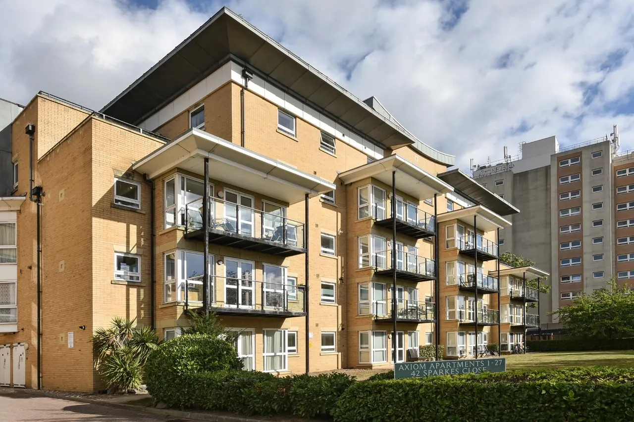 Sparkes Close, Bromley, BR2, photo 2