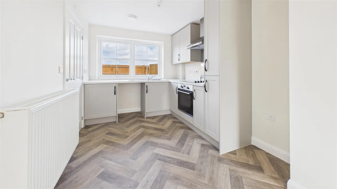 Houghton Drive, Corby Glen, photo 4