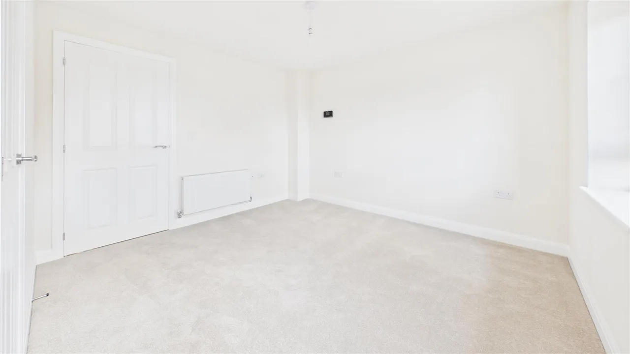 Houghton Drive, Corby Glen, photo 17