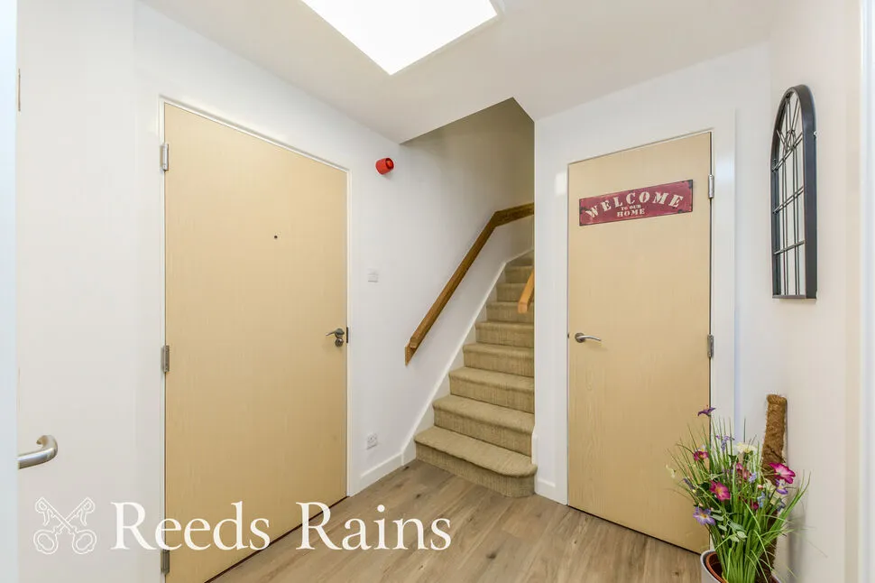 Pavilion Way, Macclesfield, Cheshire, SK10, photo 12