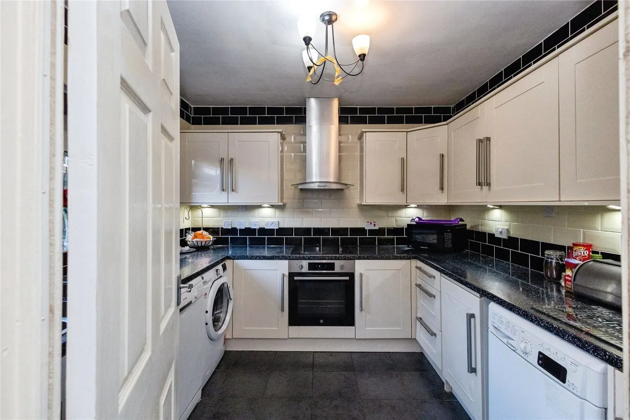 Blue Bell Close, Hyde, Greater Manchester, SK14, photo 6