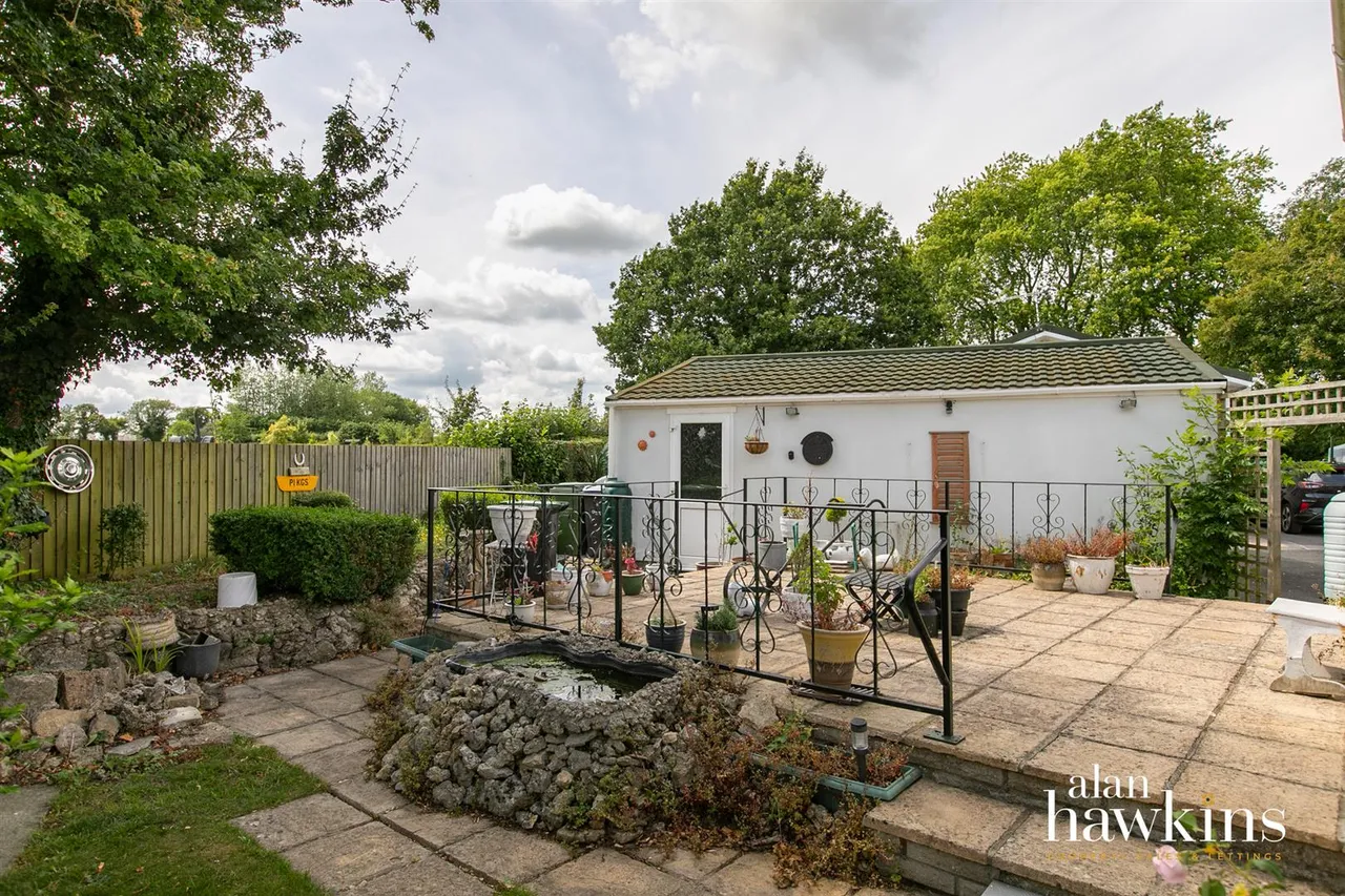 Lillybrook Estate, Lyneham, SN15, photo 15