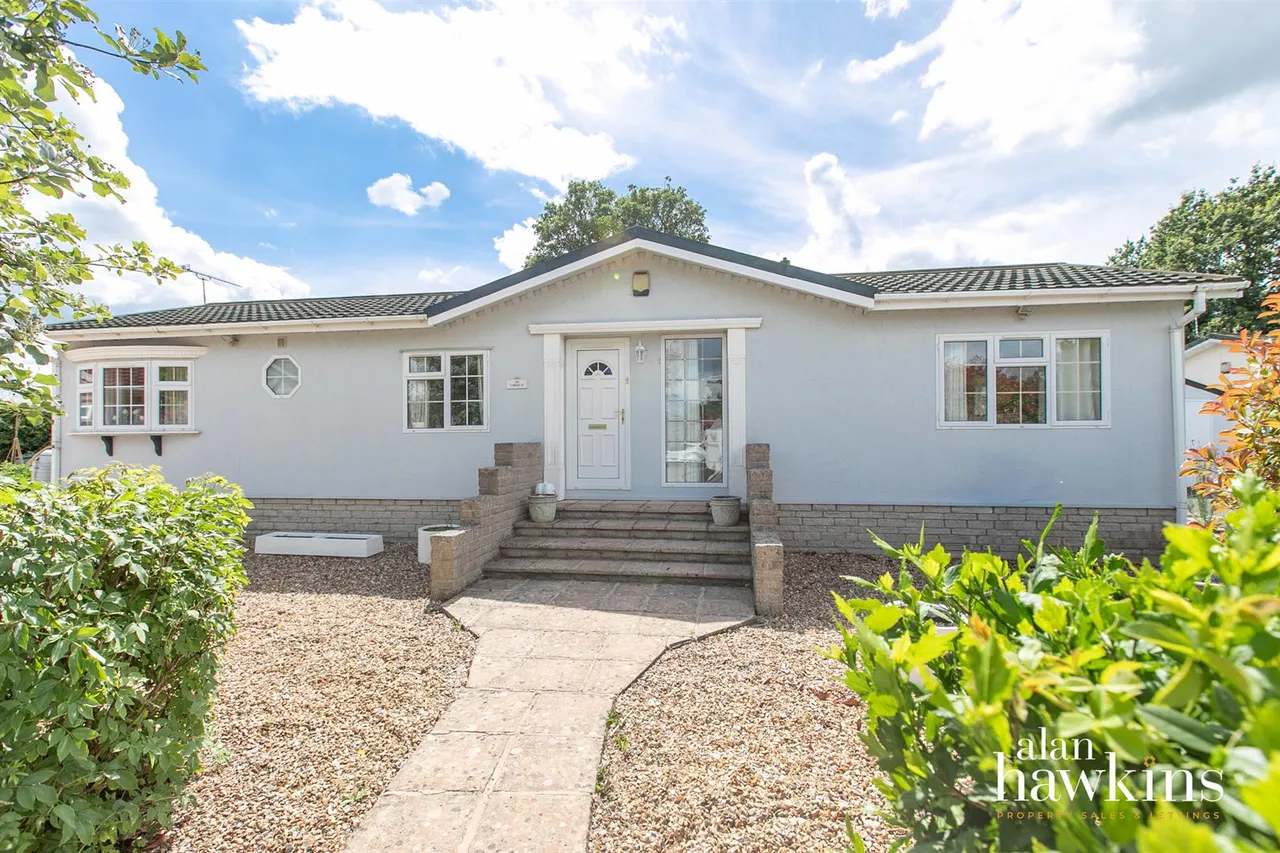 Lillybrook Estate, Lyneham, SN15, photo 18