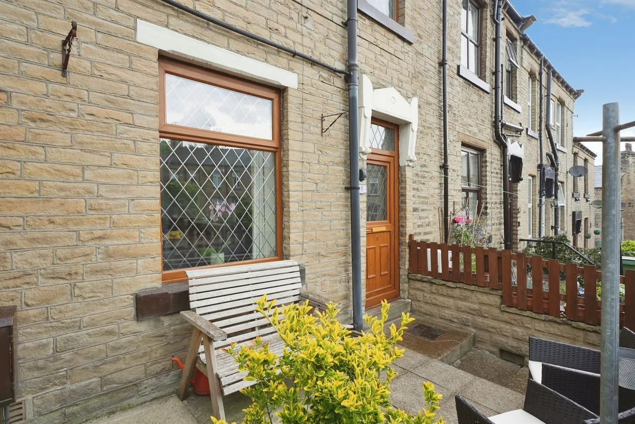 Richardson Street, Oakenshaw, BD12, photo 15