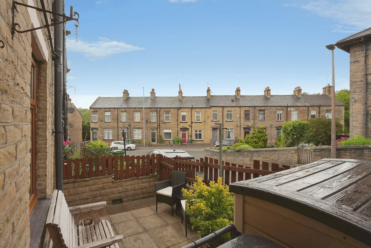 Richardson Street, Oakenshaw, BD12, photo 16