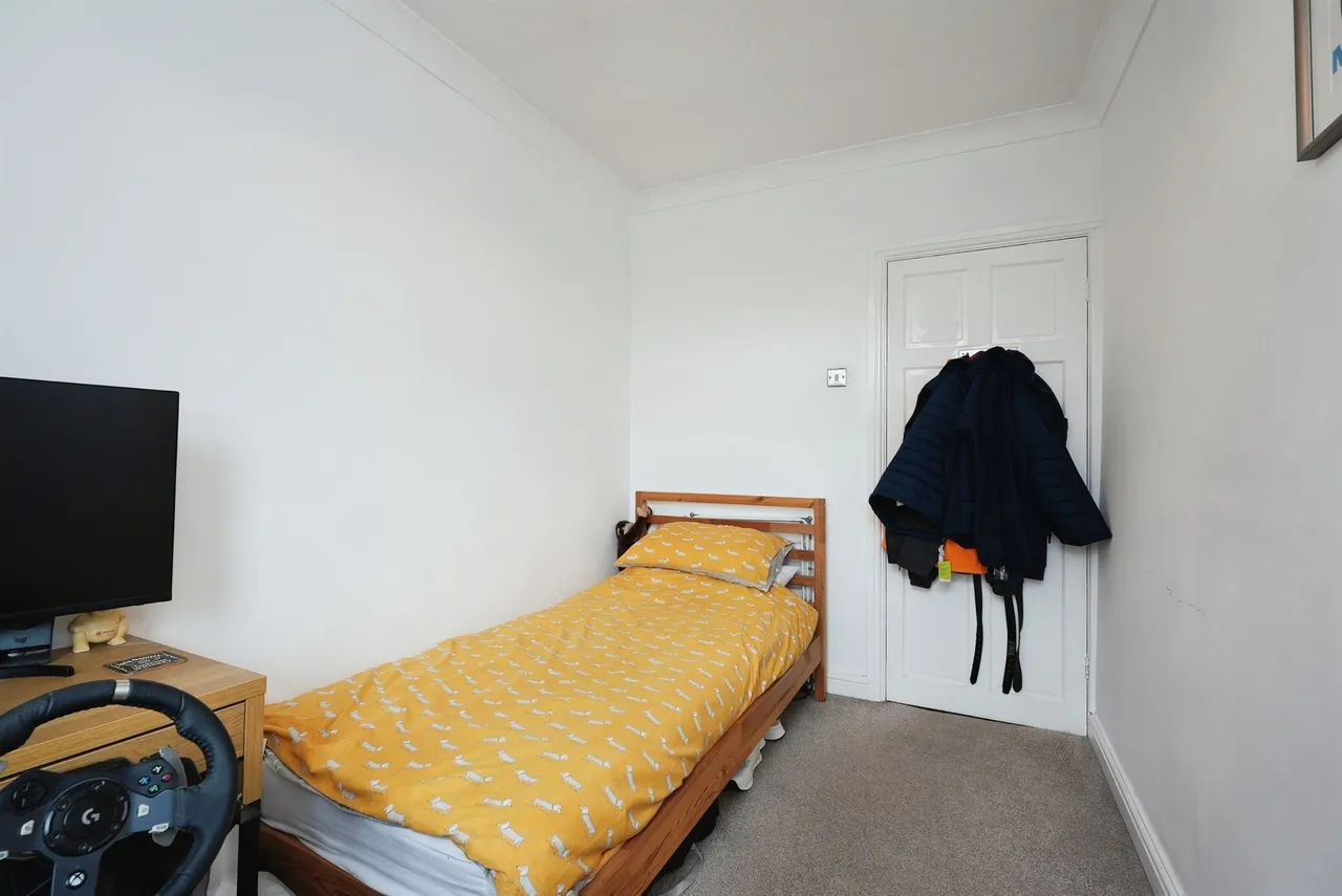 Richardson Street, Oakenshaw, BD12, photo 11