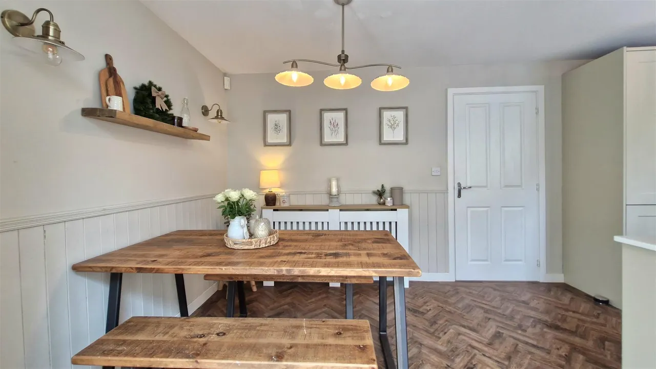 Jubilee Drive, MARKET DEEPING, Peterborough, photo 4