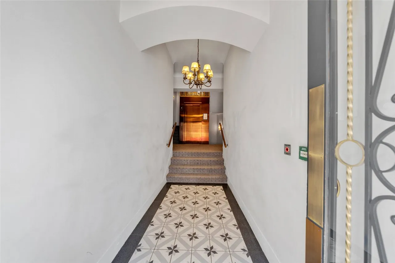 Abbey Road, St John's Wood, NW8, photo 12