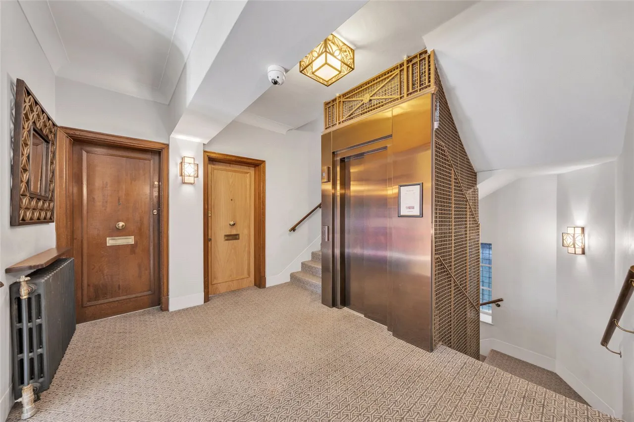 Abbey Road, St John's Wood, NW8, photo 13