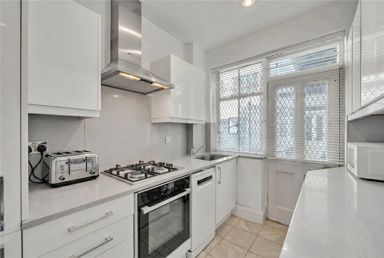 Abbey Road, St John's Wood, NW8, photo 6