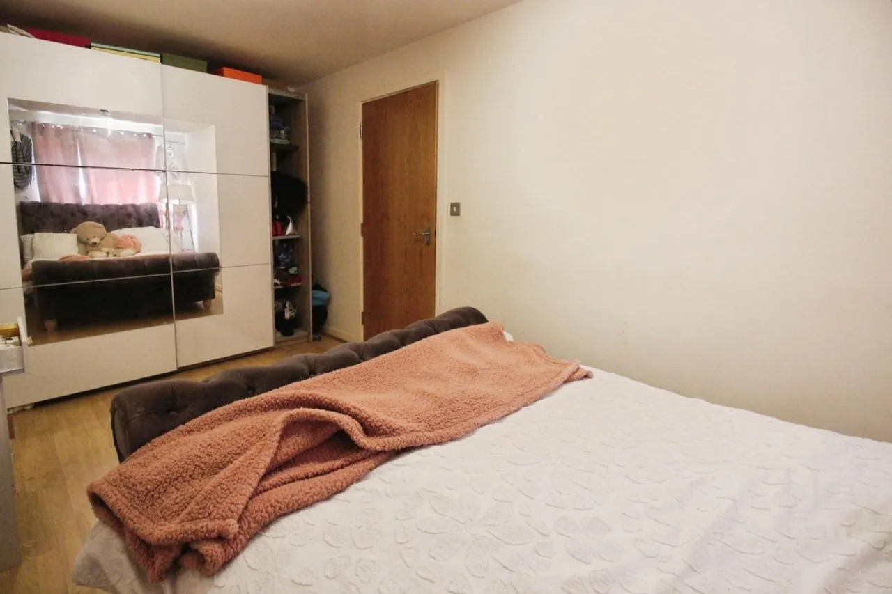 Bailey Close, West Thamesmead, SE28, photo 11