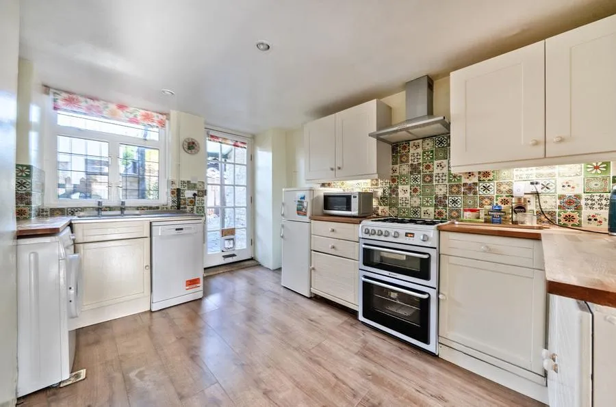 Hailey Road, Witney, OX28, photo 4