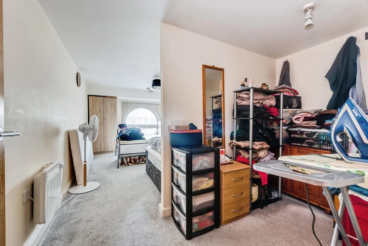Beckhampton Street, SWINDON, Wiltshire, SN1, photo 6