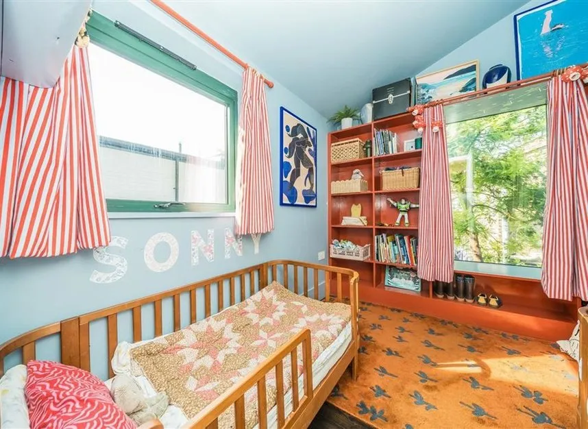 Elwin Street, Jesus Green, E2, photo 9