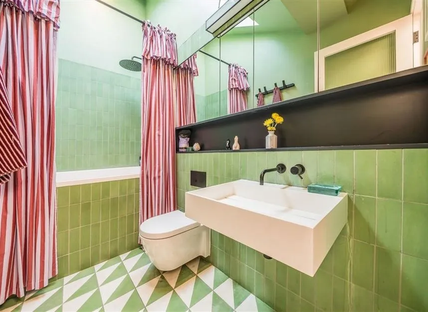 Elwin Street, Jesus Green, E2, photo 11