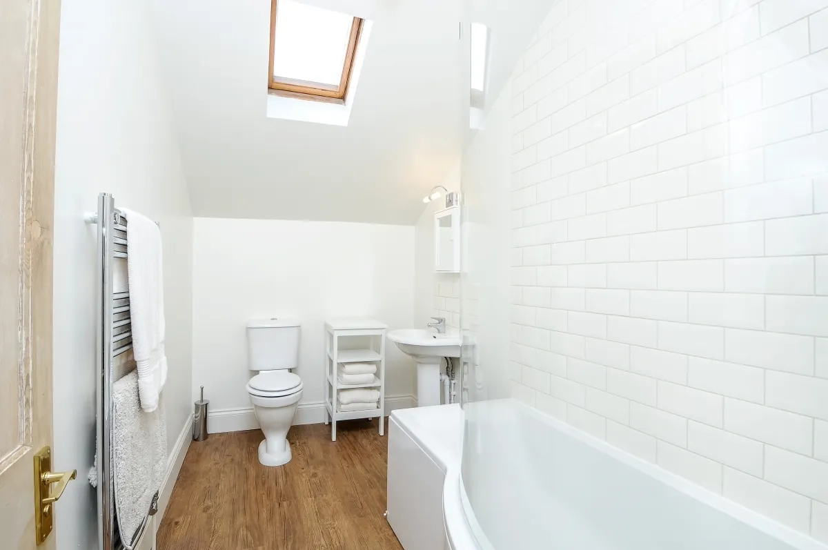 Evesham Road Cheltenham GL52, photo 9