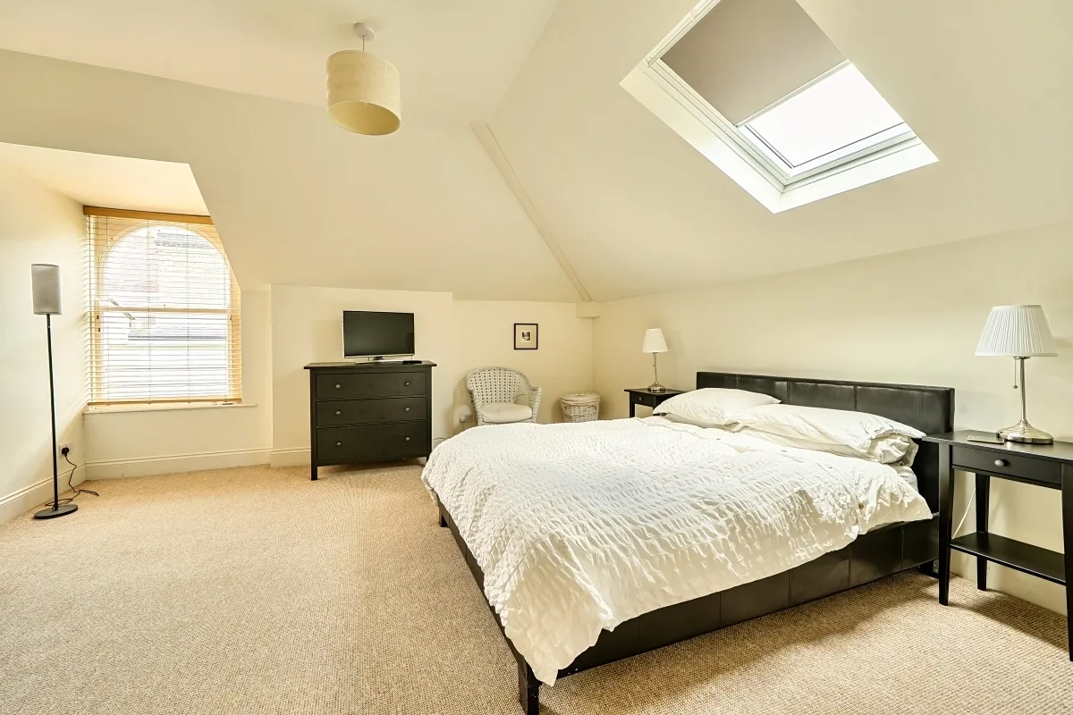Evesham Road Cheltenham GL52, photo 3
