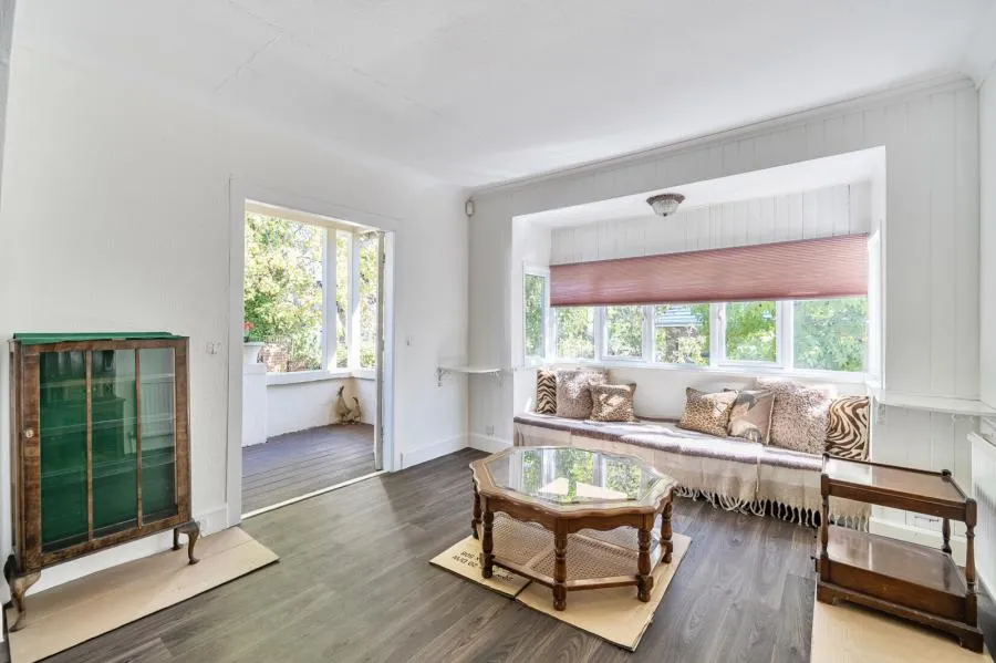 Parke Road, Sunbury-on-Thames, TW16, photo 5