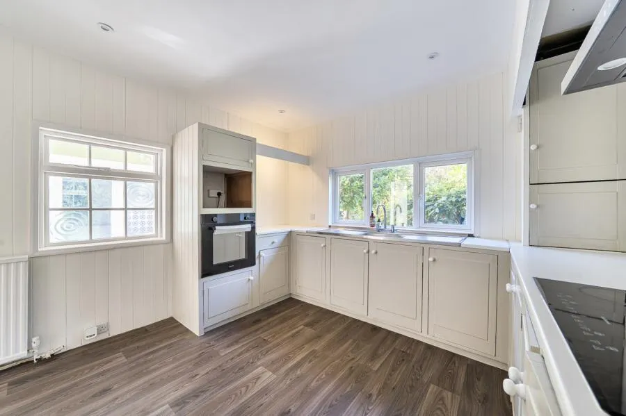 Parke Road, Sunbury-on-Thames, TW16, photo 8