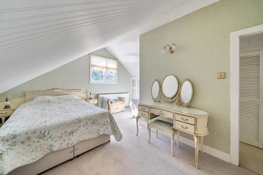 Parke Road, Sunbury-on-Thames, TW16, photo 11