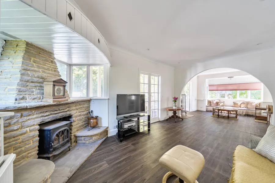 Parke Road, Sunbury-on-Thames, TW16, photo 3