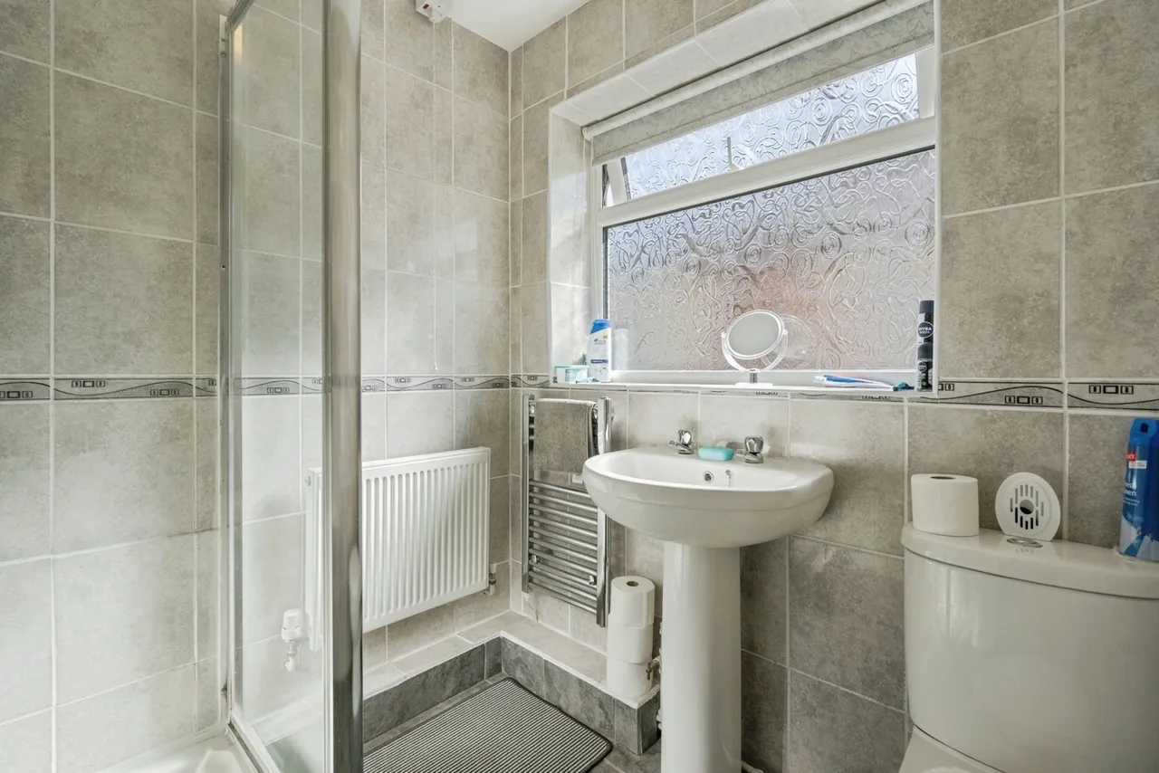 Louise Gardens, Westhoughton, BL5, photo 11